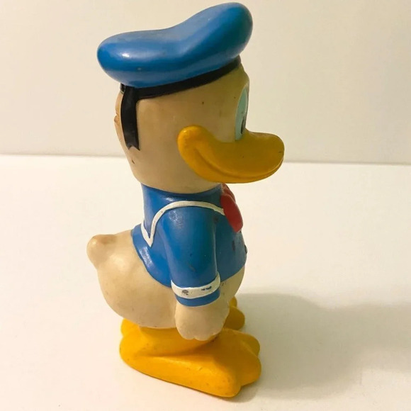Vintage Donald Duck Coin Bank 6 Inch Tall Figure Missing Bottom Stopper - Picture 7 of 12